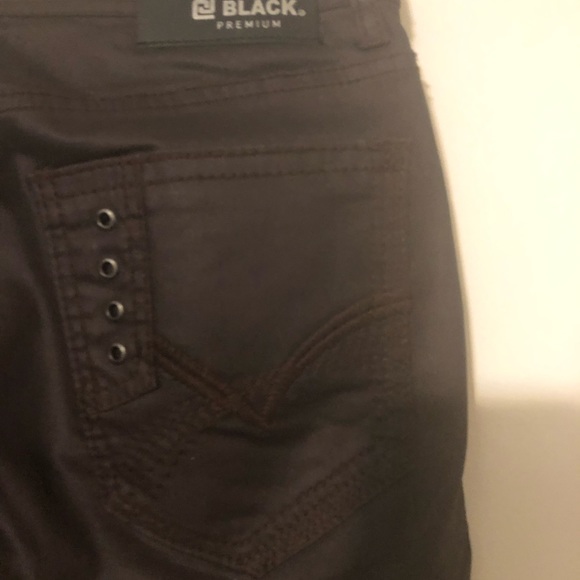 Men’s, Brown, coated pants. - Picture 5 of 9